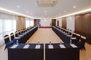 Reyna Hotel Hanoi