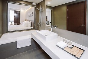 Reyna Hotel Hanoi