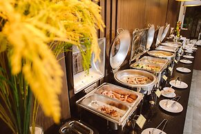 Reyna Hotel Hanoi