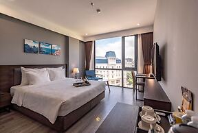 Reyna Hotel Hanoi