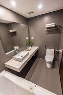 Reyna Hotel Hanoi