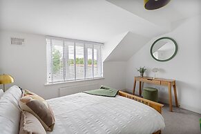 84A Albany Road