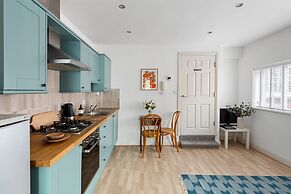 84A Albany Road