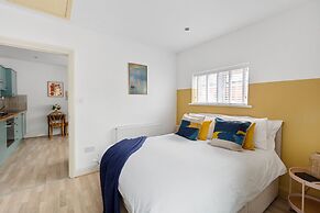 84A Albany Road