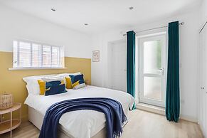 84A Albany Road