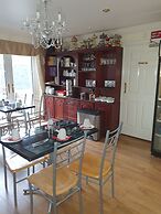 Golden Dawn Guesthouse