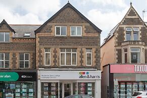 88A Albany Road