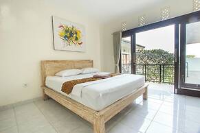 Azalea Homestay & Villa