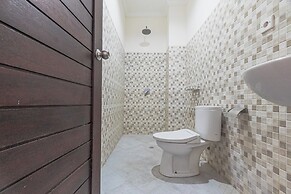 Azalea Homestay & Villa