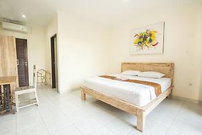 Azalea Homestay & Villa