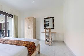 Azalea Homestay & Villa