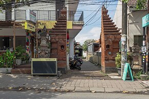 Azalea Homestay & Villa