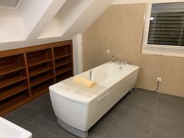 Apartments H56