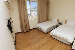 Old Harbour Hostel