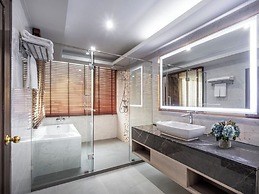 Rembrandt Residences Bangkok