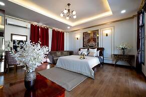 Lanna Kamin Pool Villa Airport