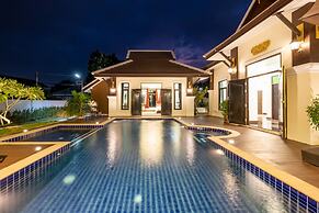 Lanna Kamin Pool Villa Airport