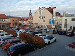 Stadthotel am Adenauerplatz
