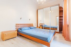 Apartment Kreschatik Luteranskaya