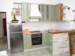 Easeful Pifar Apartment great location