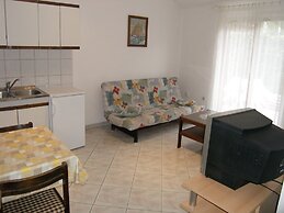 Lorena Apartments