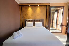 Exquisite Studio Menteng Park Apartment
