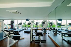Modern and Cozy Studio Menteng Park Apartment