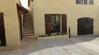 Les Pucines