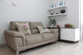 Elegant 2BR @ Dago Suites Apartment near ITB