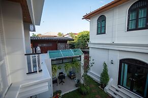 Nanta Glam CM Hotel & Residences