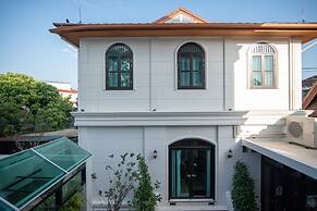 Nanta Glam CM Hotel & Residences