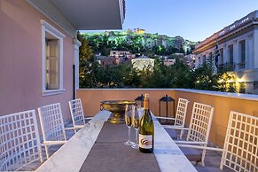 Aerides 3 Luxury Suites