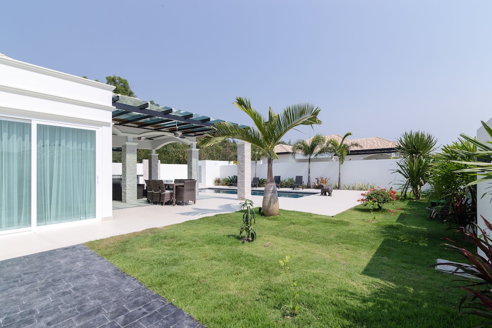 Orchid Paradise Homes OPV401