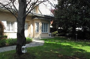 B&B Elio's Place