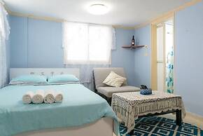 Amit's Blue Kingdom