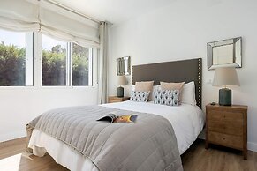 Genteel Home Paseo de Reding
