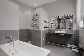 Great 2 Bd Aparm in Prime Location. Huertas