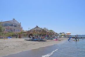 Petrakis Beach