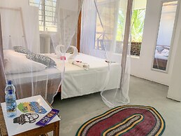 African Paradise Beach Hotel