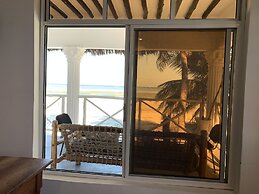 African Paradise Beach Hotel