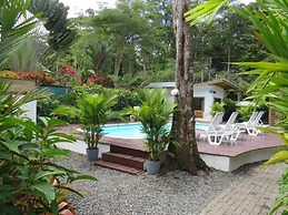 Alloro Jungle Villas