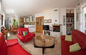 Villa Lukrecia