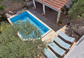 Villa Lukrecia