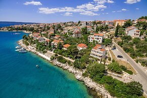 Holiday home Duje