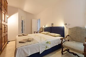 Holiday home Duje
