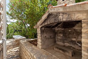 Holiday home Duje