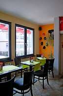 Dein hotel
