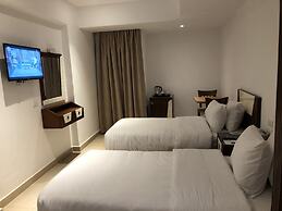 Maxim Hotel