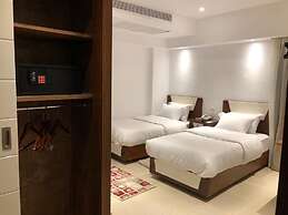 Maxim Hotel