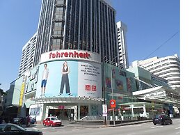Fahrenheit88 by Sarah's Lodge